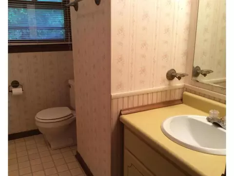 265 Springfield Drive Bristol Tn 37620, Bristol, TN 37620 photo 10