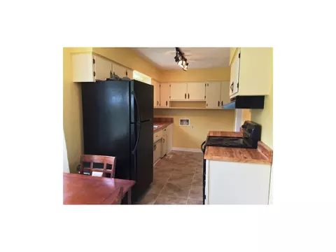 220 Simmons Avenue Erwin Tn 37650, Erwin, TN 37650 photo 4