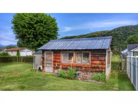 1001 Prince Avenue Erwin Tn 37650, Erwin, TN 37650 photo 24