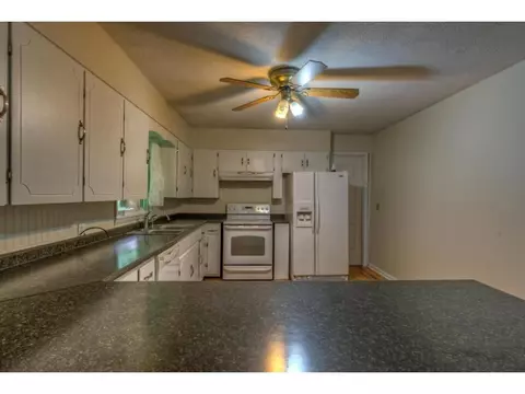 70 Pine Circle Drive Bristol Va 24201, Bristol, VA 24201 photo 14