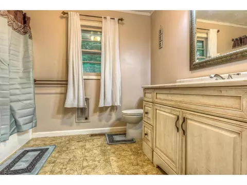 70 Pine Circle Drive Bristol Va 24201, Bristol, VA 24201 photo 9