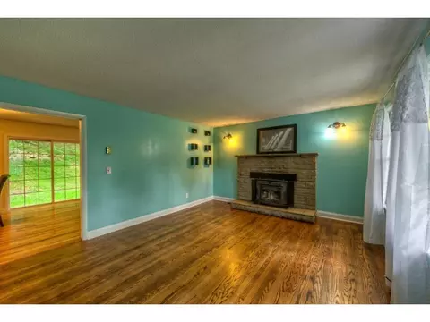 70 Pine Circle Drive Bristol Va 24201, Bristol, VA 24201 photo 2