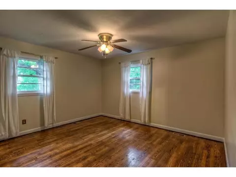 70 Pine Circle Drive Bristol Va 24201, Bristol, VA 24201 photo 10