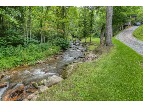 112 Forgotten Lane Hampton Tn 37658, Hampton, TN 37658 photo 6