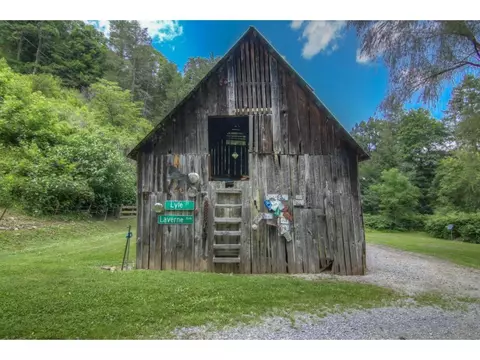 112 Forgotten Lane Hampton Tn 37658, Hampton, TN 37658 photo 5