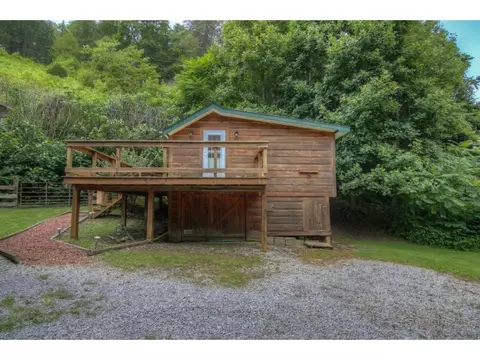 112 Forgotten Lane Hampton Tn 37658, Hampton, TN 37658 photo 11