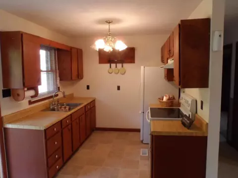 122 Ellison Road Hampton Tn 37658, Hampton, TN 37658 photo 3