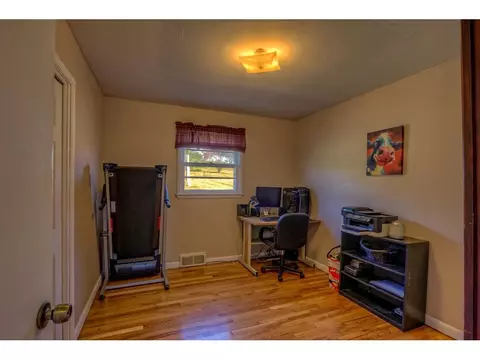 406 Highlands Avenue Glade Spring Va 24340, Glade Spring, VA 24340 photo 6