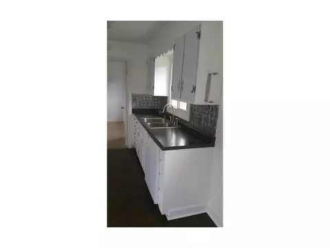 201 Blue Bonnet Drive Bristol Tn 37620, Bristol, TN 37620 photo 4