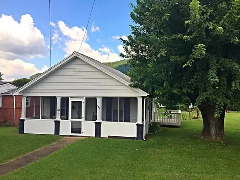 1011 Prince Street Erwin Tn 37650, Erwin, TN 37650 photo 2