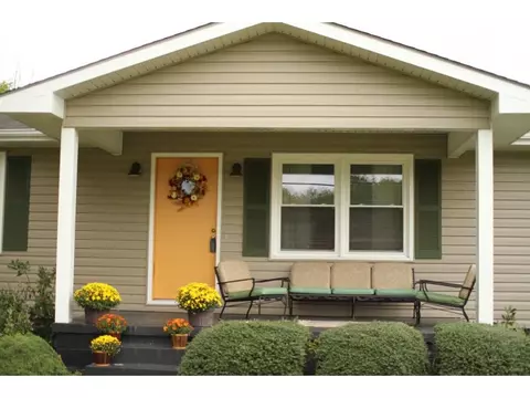 826 9th Street Erwin Tn 37650, Erwin, TN 37650 photo 2