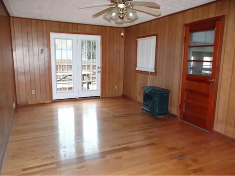 710 Mock Avenue Damascus Va 24236, Damascus, VA 24236 photo 10