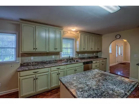 23447 Shell Road Abingdon Va 24211, Abingdon, VA 24211 photo 3