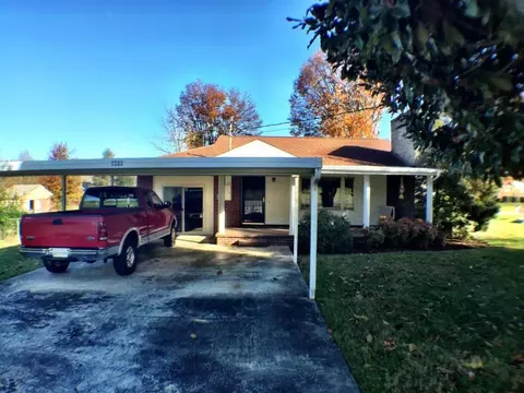 1087 7th Street Erwin Tn 37650, Erwin, TN 37650 photo 1
