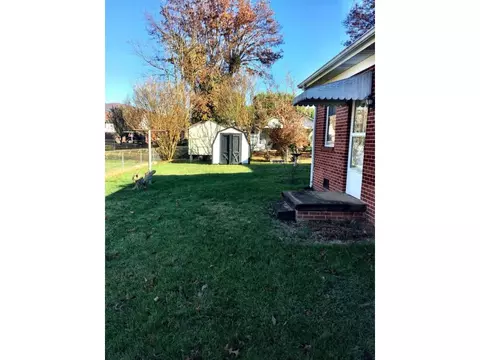 1087 7th Street Erwin Tn 37650, Erwin, TN 37650 photo 13
