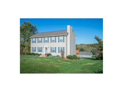 309 Fairway Drive Abingdon Va 24211, Abingdon, VA 24211 photo 2