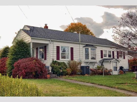 2333 Eastside Avenue Johnson City Tn 37601, Johnson City, TN 37601 photo 1