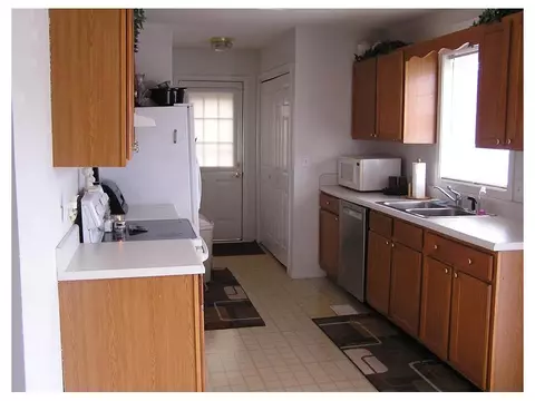 529 S Elm Avenue Erwin Tn 37650, Erwin, TN 37650 photo 2