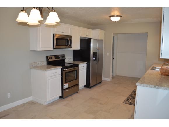 2109 Bartlett St, Johnson City, TN 37601 photo 1