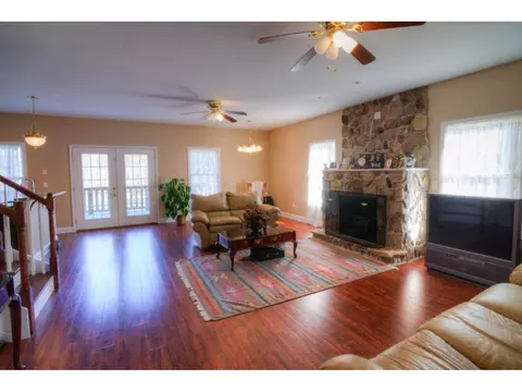 18540 Beech Grove Glade Spring Va 24340, Glade Spring, VA 24340 photo 6