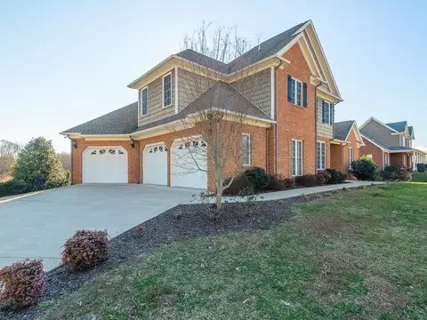 6 Maple Point Jonesborough Tn 37659, Jonesborough, TN 37659 photo 3