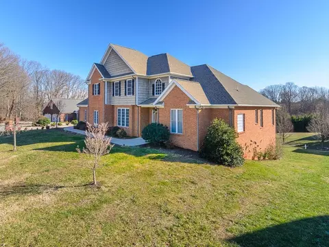 6 Maple Point Jonesborough Tn 37659, Jonesborough, TN 37659 photo 2