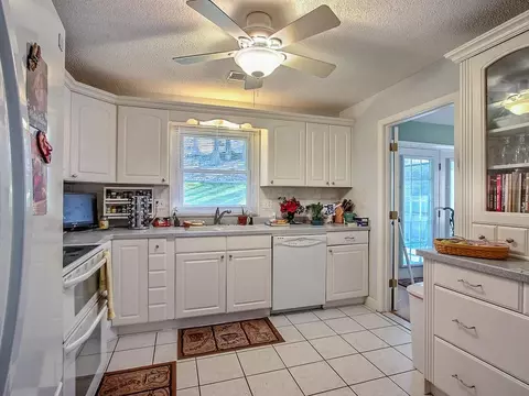 7 Okeechobee Drive Johnson City Tn 37604, Johnson City, TN 37604 photo 4