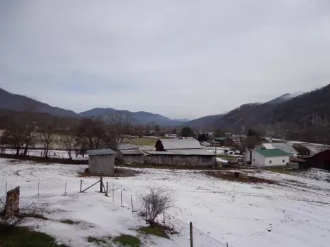 1170 Rittertown Road Hampton Tn 37658, Hampton, TN 37658 photo 2