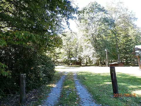 246 Falls Road Hampton Tn 37658, Hampton, TN 37658 photo 3