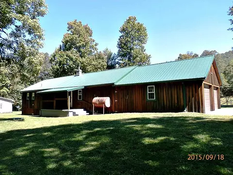 246 Falls Road Hampton Tn 37658, Hampton, TN 37658 photo 10
