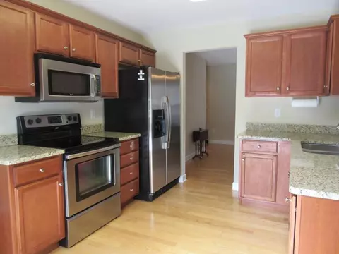 185 Azalea Ridge Johnson City Tn 37601, Johnson City, TN 37601 photo 9