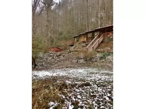 581 Tumbling Creek Road Erwin Tn 37650, Erwin, TN 37650 photo 3