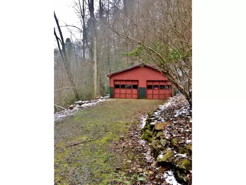 581 Tumbling Creek Road Erwin Tn 37650, Erwin, TN 37650 photo 6