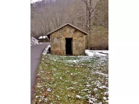 534 Tumbling Creek Road Erwin Tn 37650, Erwin, TN 37650 photo 33
