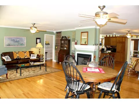 85 High Street Greeneville Tn 37745, Greeneville, TN 37745 photo 2