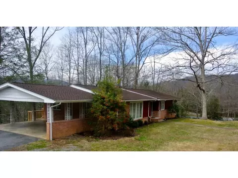 630 Ash Street Erwin Tn 37650, Erwin, TN 37650 photo 2
