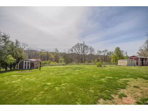 906 E Mountain View Johnson City Tn 37601, Johnson City, TN 37601 photo 33