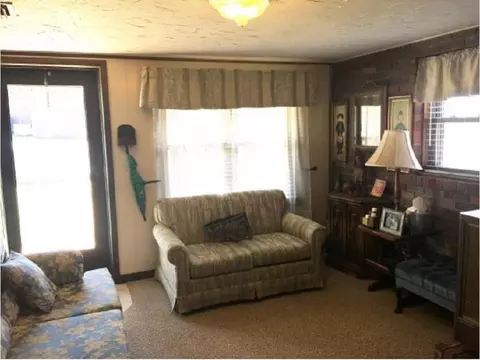 211 Jackson Avenue Erwin Tn 37650, Erwin, TN 37650 photo 9