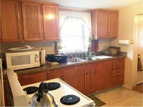 211 Jackson Avenue Erwin Tn 37650, Erwin, TN 37650 photo 5