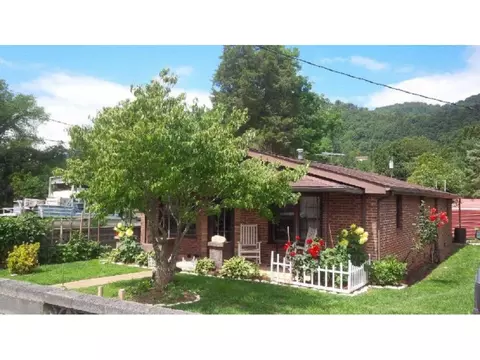 211 Jackson Avenue Erwin Tn 37650, Erwin, TN 37650 photo 1