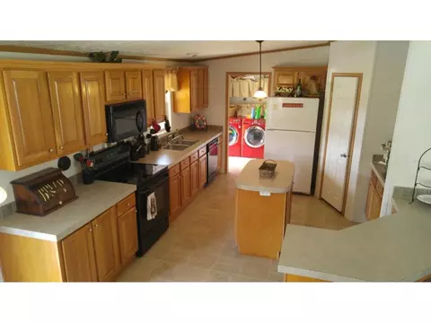 347 Alleghanney Fall Branch Tn 37656, Fall Branch, TN 37656 photo 2