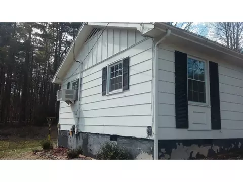 202 Mountain View Circle Hampton Tn 37658, Hampton, TN 37658 photo 3