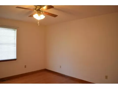 236 Ridgeview Drive Gray Tn 37615, Gray, TN 37615 photo 9
