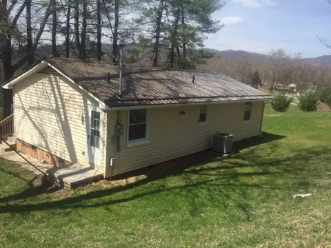 102 Hasty Boulevard Erwin Tn 37650, Erwin, TN 37650 photo 4