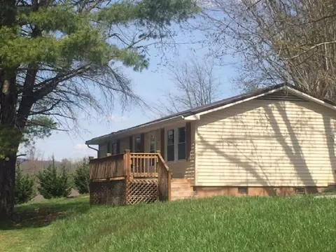 102 Hasty Boulevard Erwin Tn 37650, Erwin, TN 37650 photo 2