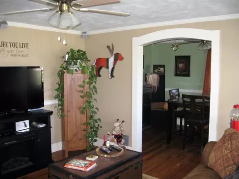 702 Crescent Drive Glade Spring Va 24340, Glade Spring, VA 24340 photo 3