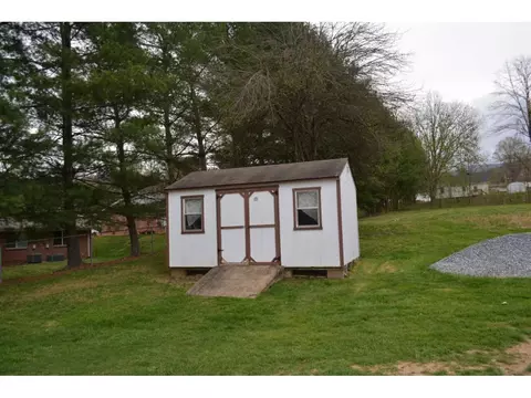 701 Roberts Street Erwin Tn 37650, Erwin, TN 37650 photo 8
