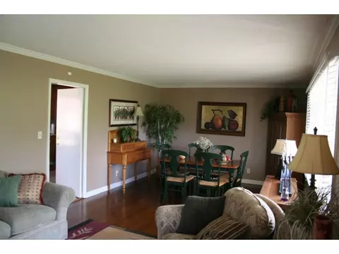 602 Crestview Drive Johnson City Tn 37604, Johnson City, TN 37604 photo 2