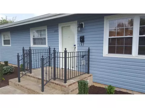 205 Hemlock Road Bristol Tn 37620, Bristol, TN 37620 photo 2