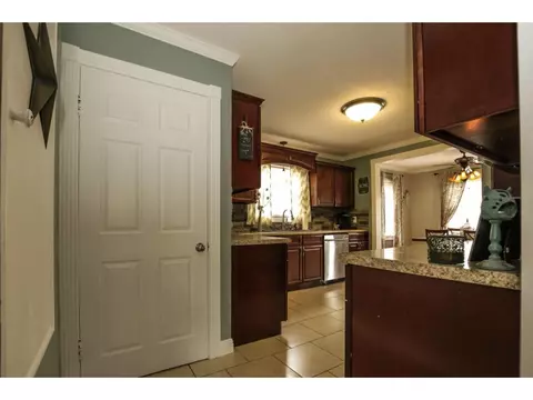 127 Highland Johnson City Tn 37601, Johnson City, TN 37601 photo 5